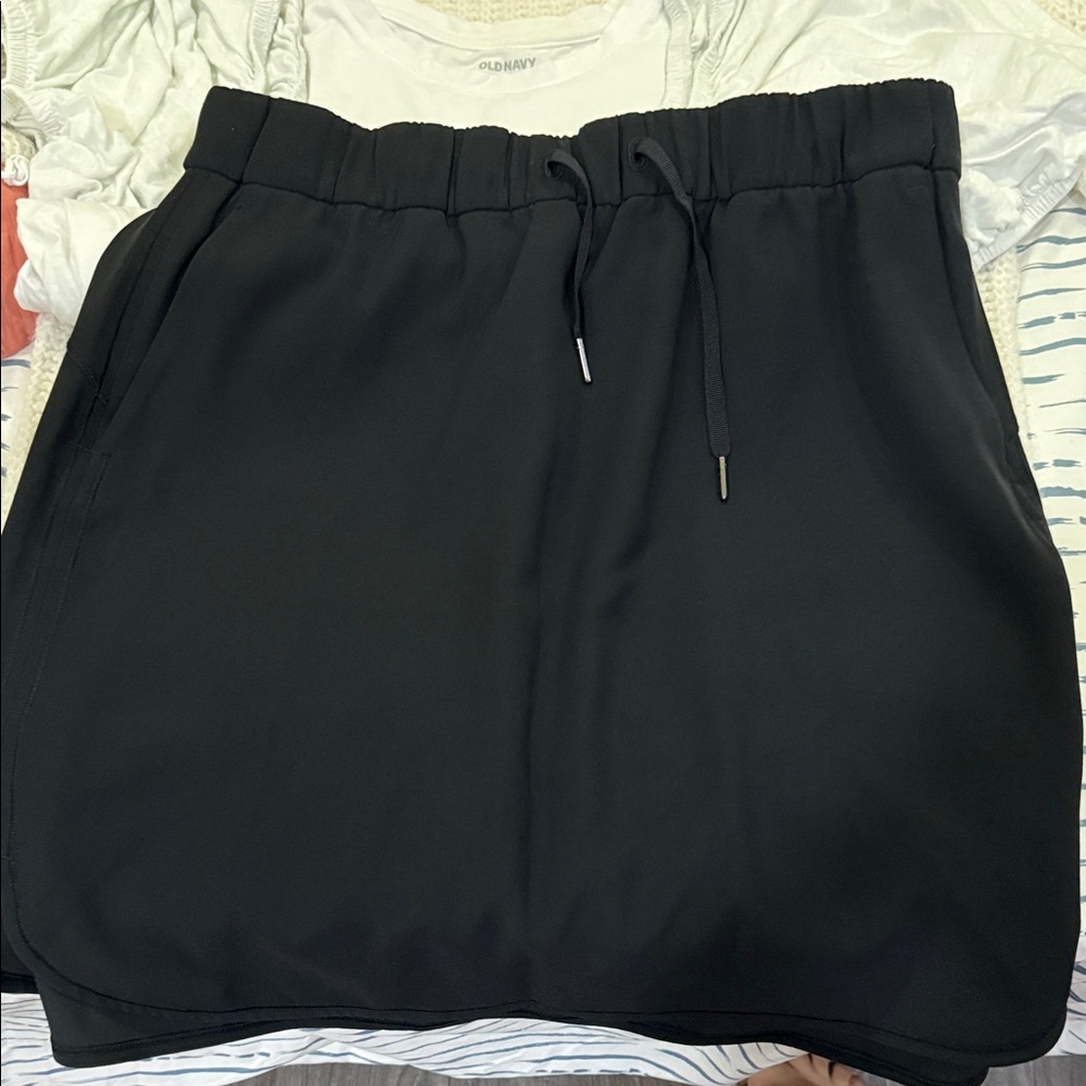 Lululemon Athletica Black Drawstring Skirt